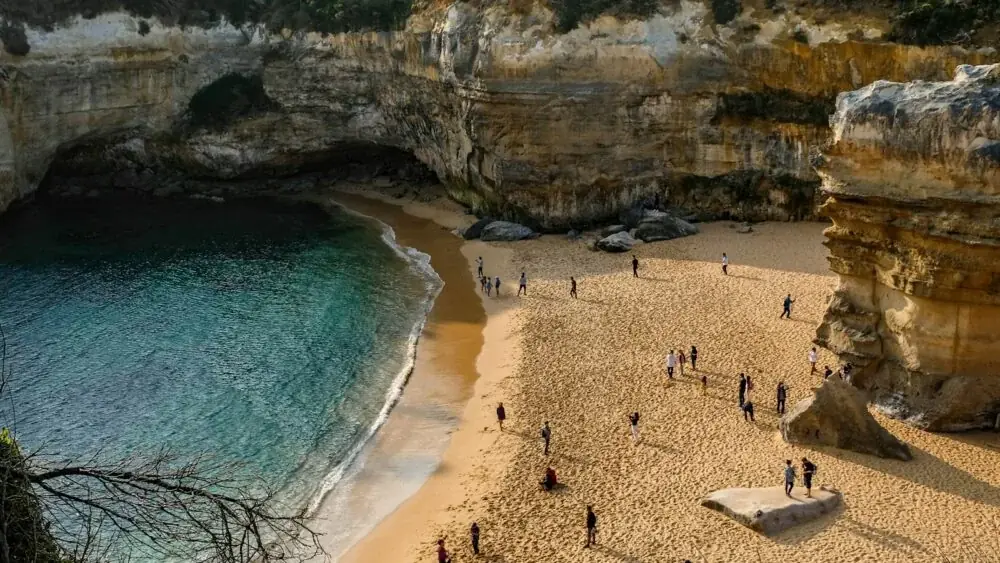 Die atemberaubende Landschaft der Loch Ard Gorge in Australien
