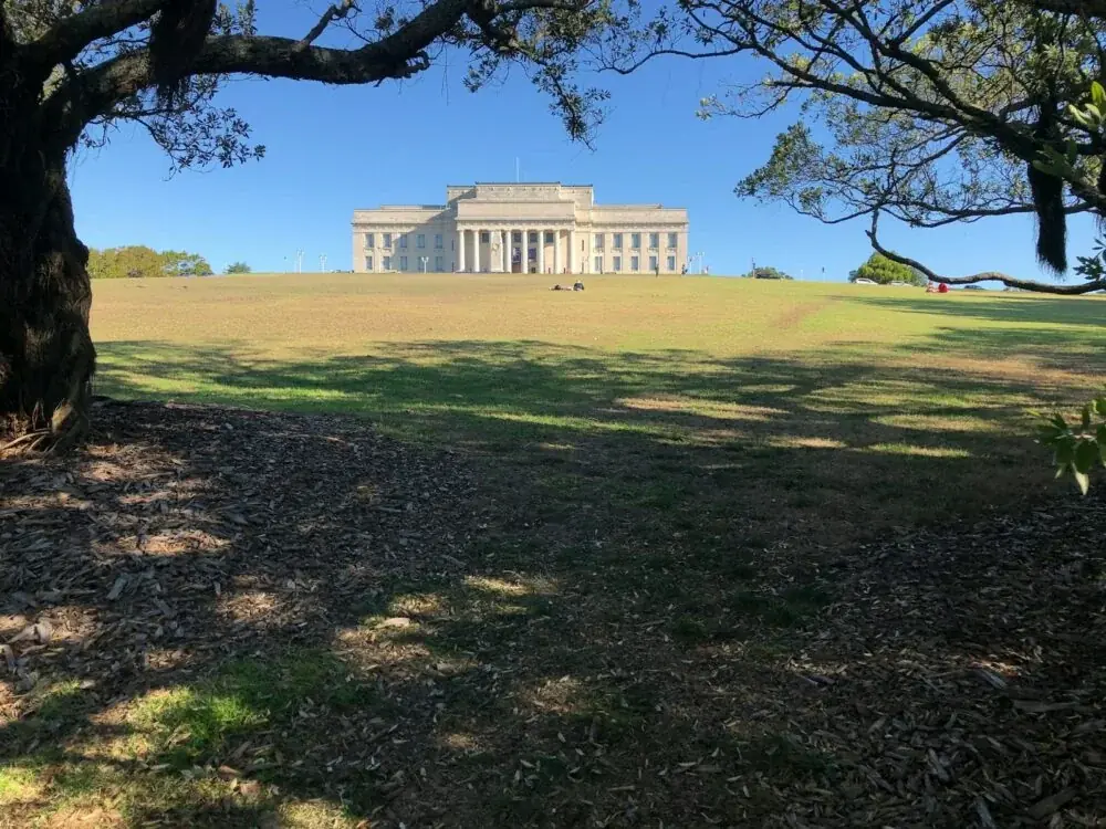 Ein Besuch im Auckland War Memorial Museum – Ein Muss für jeden Neuseeland-Reisenden