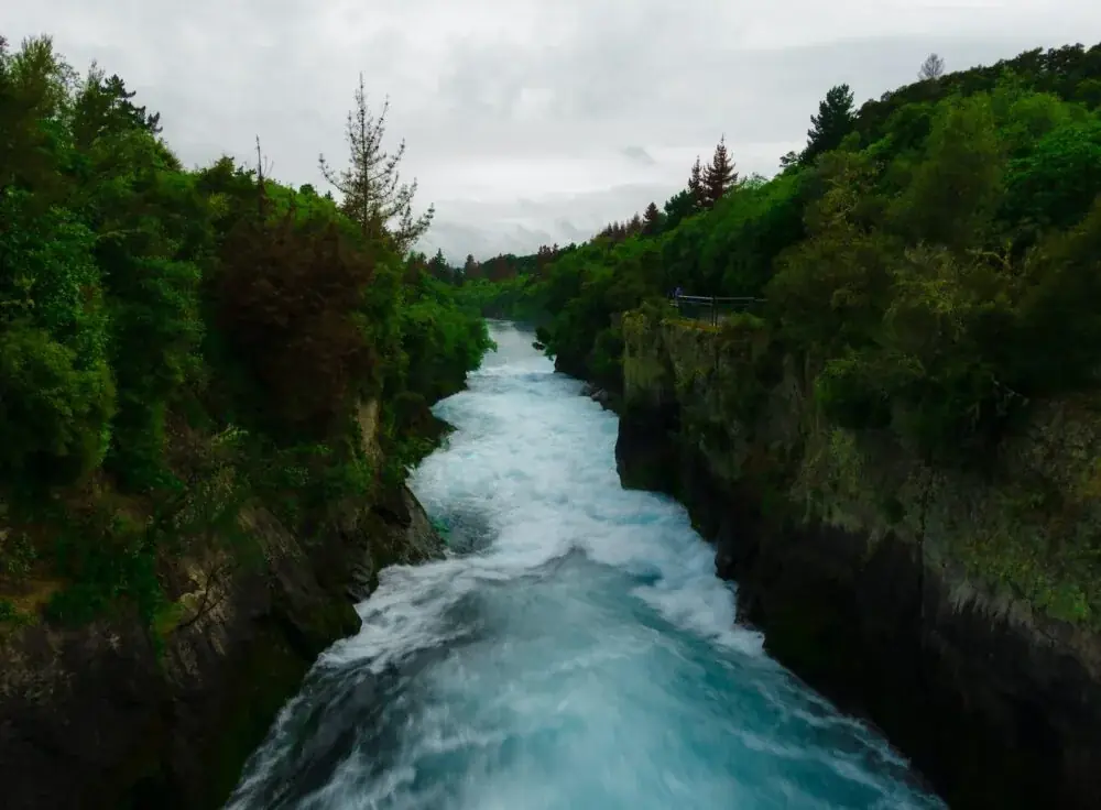 Huka Falls - Ein spektakuläres Naturschauspiel in Neuseeland
