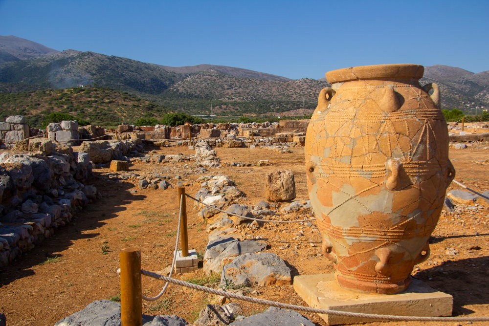 Pithoi im Palast Malia